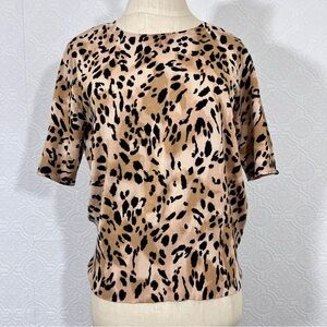 Leopard print knit sweater t- shirt I.N.C.
▪️Size M
New